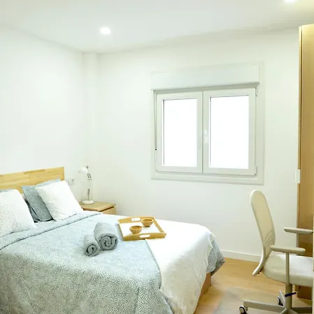 Apartamento Amplio Piso De Diseno .