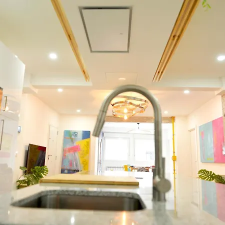 Amplio Piso De Diseno . *