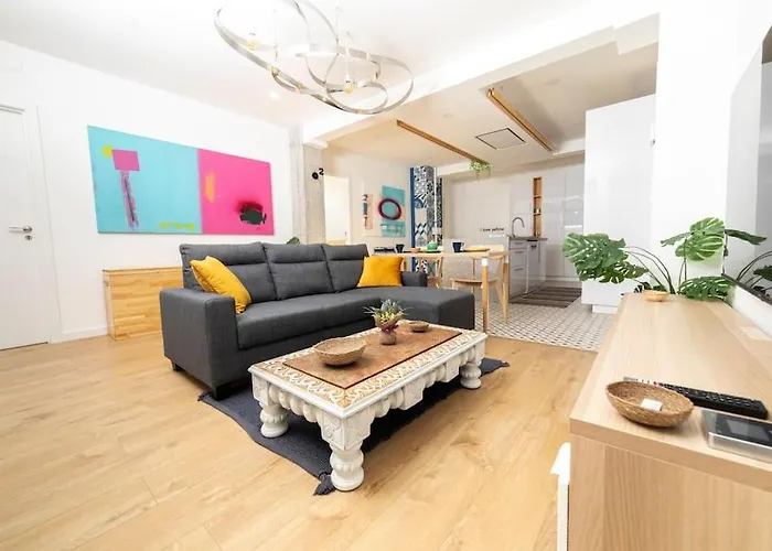 Amplio Piso De Diseno . Apartment Vigo