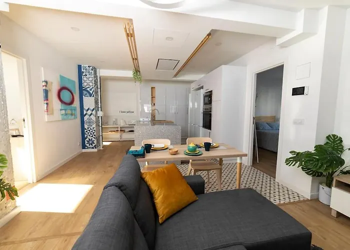 Amplio Piso De Diseno . Apartment Vigo