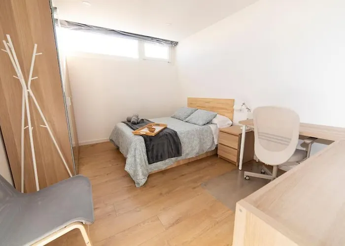 Amplio Piso De Diseno . *